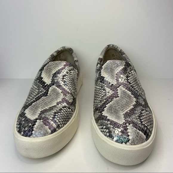 Naturalizer- Aileen Slip-on Sneakers - Picture 10 of 16